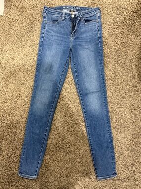 American Eagle Outfitters Medium Blue Skinny Jeans